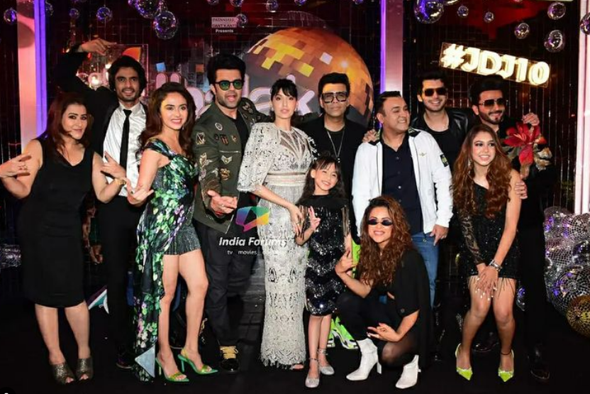 Popular Show Jhalak Dikhhla Jaa 10 Net Worth Of All 12 Contestants Of The Show