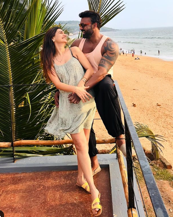 Divya Agarwal and Apurva Padgaonkar to tie the knot in 2024?