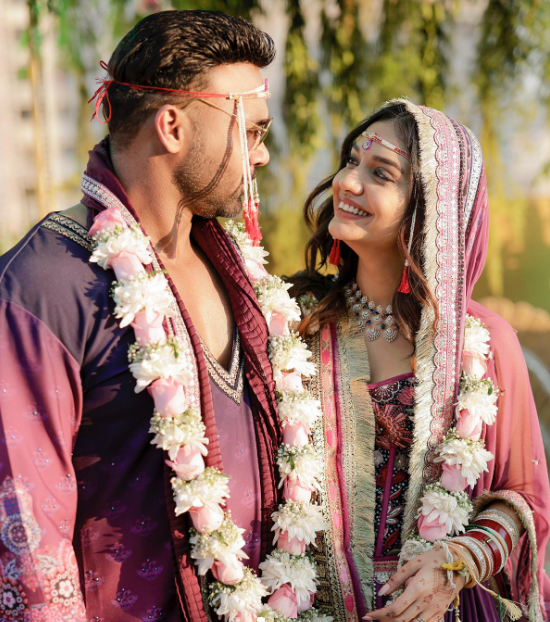 Divya Agarwal and Apurva Padgaonkar share first wedding pictures